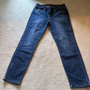 Judy Blue - jeans. Relaxed fit size 7/28